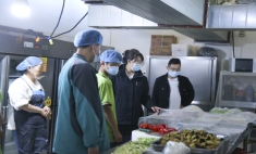 學校后勤嚴格把關，突擊檢查確保食品安全