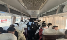 蘭州新華專屬公交 打造學生安全便捷的“回家路”