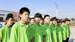 凝聚力量，乘風破浪 ——蘭州新華開展2021級秋季新生素質拓展