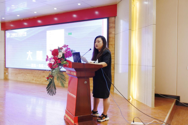 電商直播進校園，企業宣講會圓滿進行