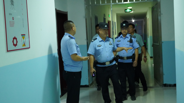 蘭州新華 警校聯合-校園安全檢查