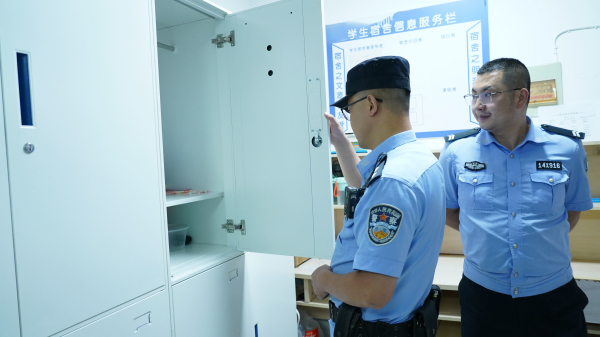 蘭州新華 警校聯合-校園安全檢查