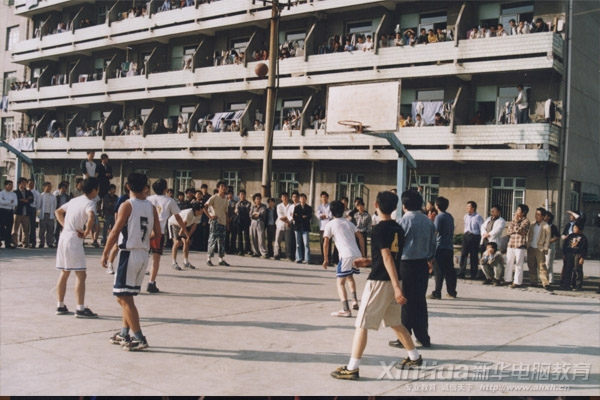 與時代同跨越 | 新華電腦教育35年品質(zhì)辦學,培養(yǎng)一代代IT高技能人才